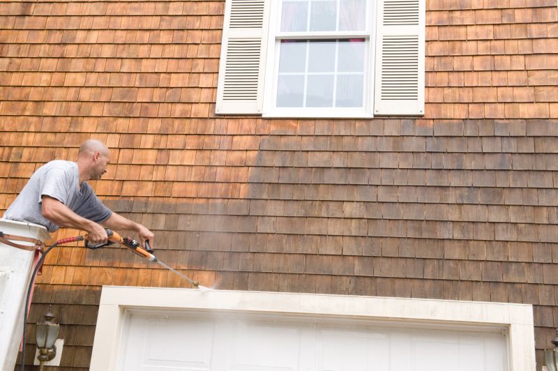 Scheduling Cedar Siding Cleaning